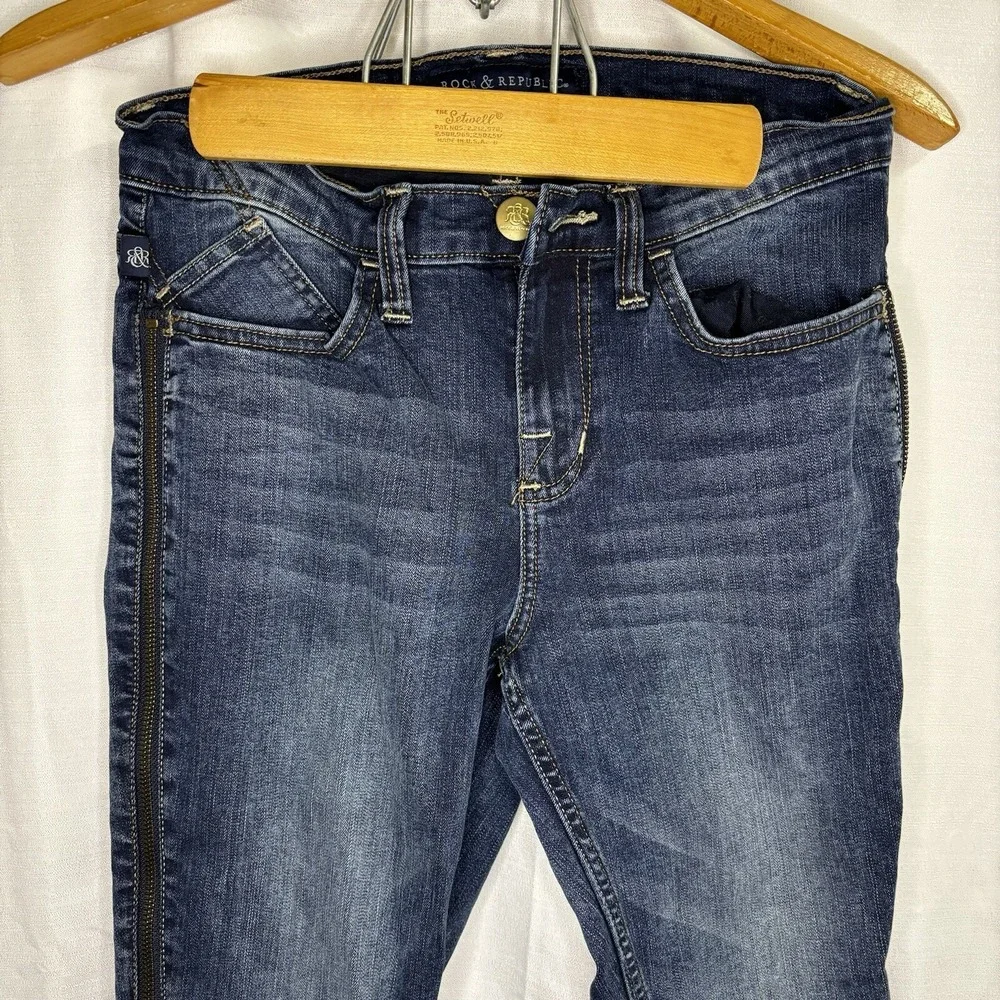 Rock and Republic Zipadeedooda Zip‎ Leg Jeans Size 6